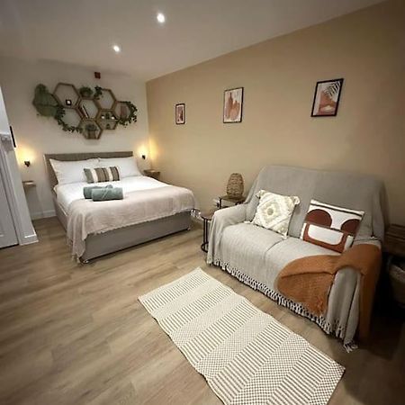 The Hive - Cosy Studio In Wells City Centre Dış mekan fotoğraf